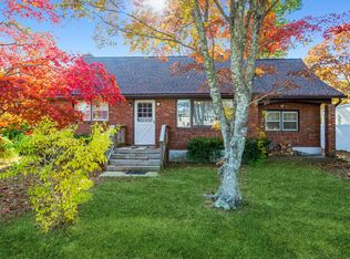 128 Arpage Dr E, Shirley, NY 11967