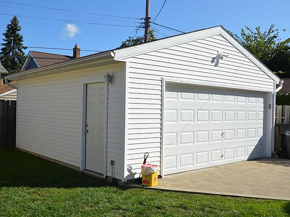 4th image of 1798 Saratoga Ave