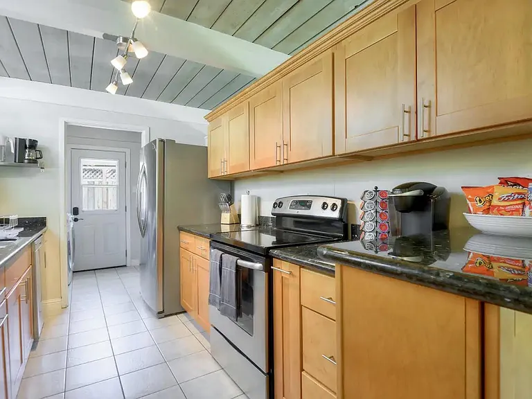 3789 Redwood Cir — Photo 15