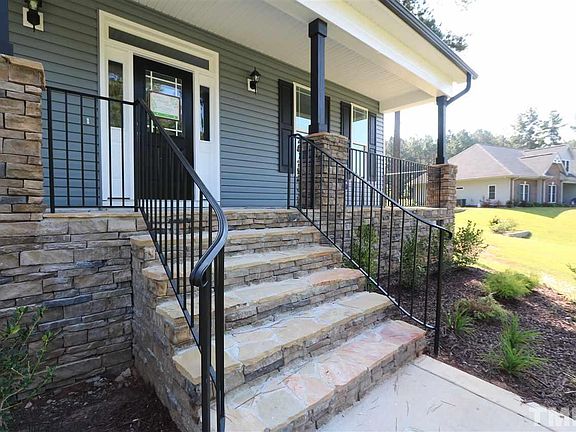 2nd image of 41 Wylie Ct