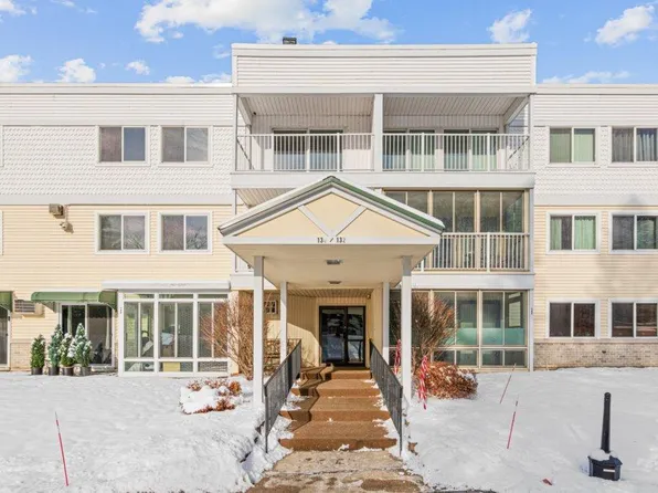 132 Demont Ave E APT 136, Little Canada, MN 55117