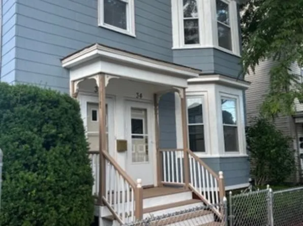 32-34 Lowell St, Lynn, MA 01905