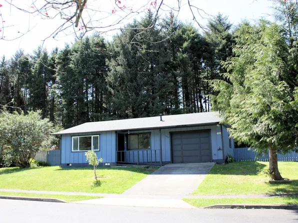 1906 SW Galley Ct, Lincoln City, OR 97367