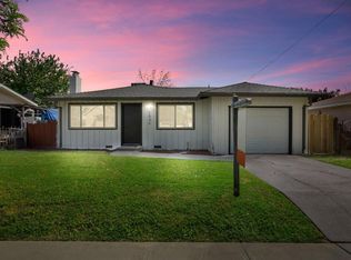 1030 W 10th St, Merced, CA 95341