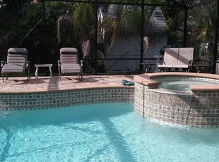 817 101st Ave N, Naples, FL 34108