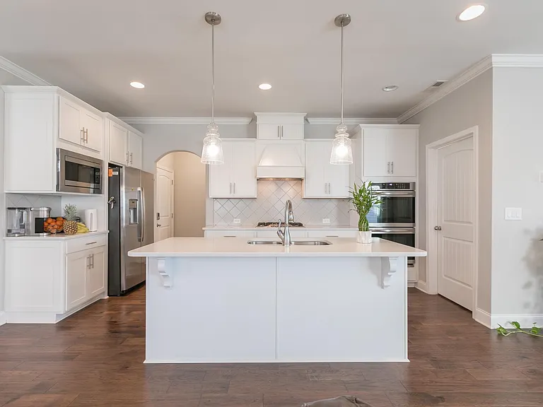 1055 Crisp Spring Dr — Photo 15