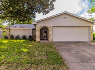 825 Skelly St, Crowley, TX 76036