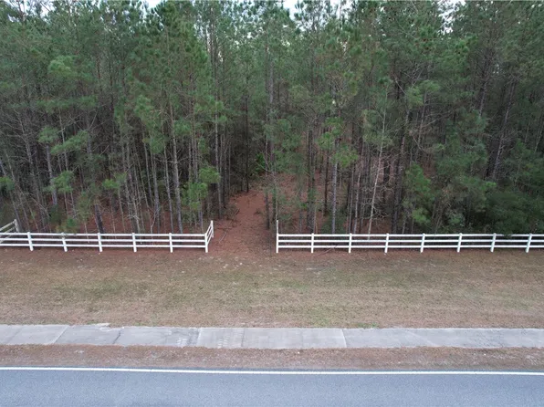 593 Broadwood Dr, Woodbine, GA 31569