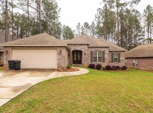 4 Stone Dr, Hattiesburg, MS 39402