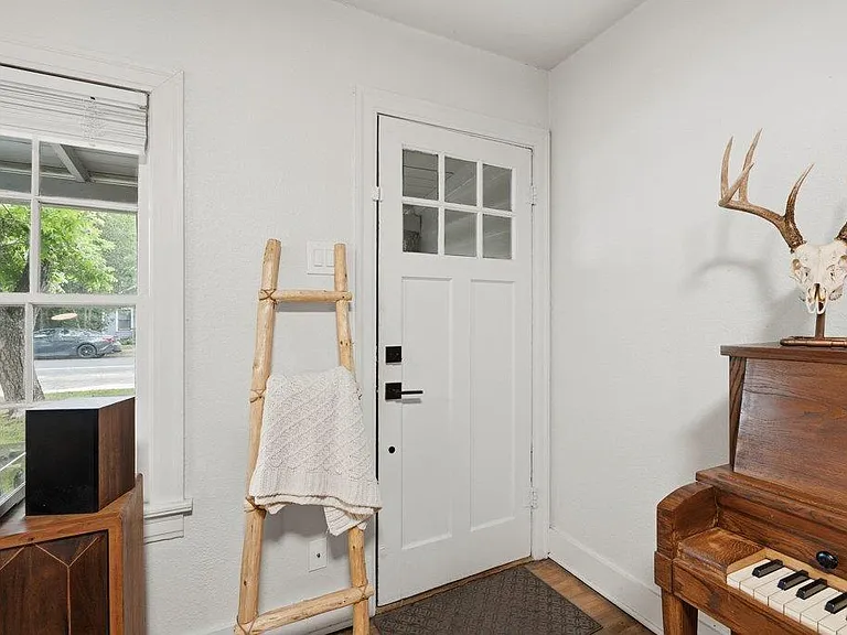 5206 Duval St — Photo 8