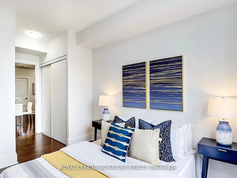 330 Burnhamthorpe Rd W #1602 — Photo 20