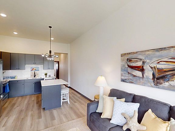 3rd image of 1316 Highway 71 N Unit 6