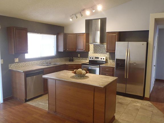 4th image of 1608 W Trendwood Dr