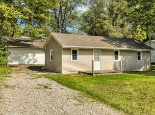 2452 N 4th Ave W, Newton, IA 50208