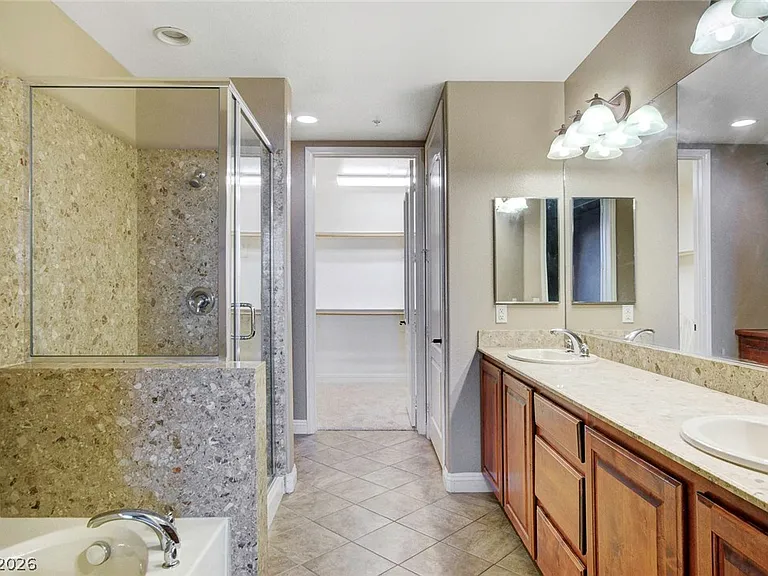 62 E Serene Ave #414 — Photo 37