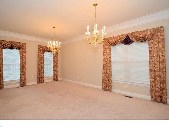 3rd image of 1137 Michele Ave