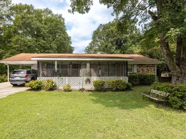 5774 Hill Rd, Powder Springs, GA 30127