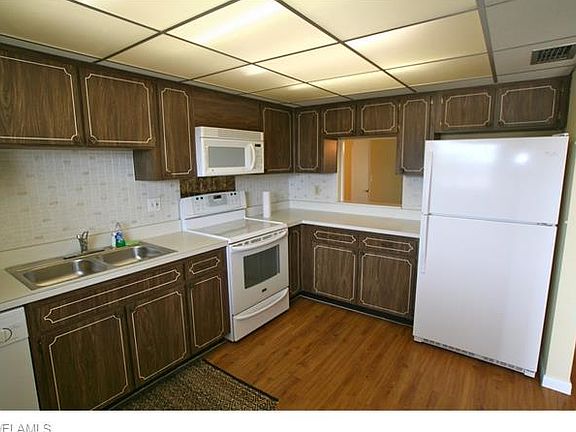 3rd image of 6731 Panther Ln #6
