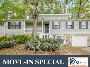 820 Wayside Dr, Lawrenceville, GA 30046