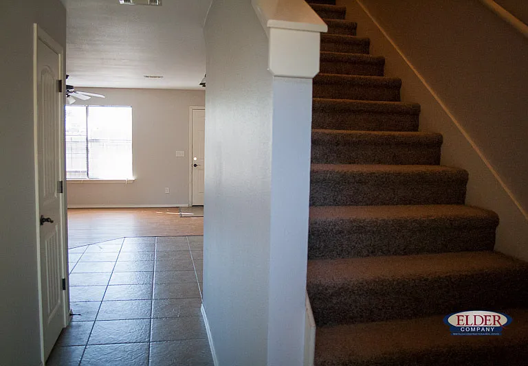 2324 Hidden Lake St — Photo 3