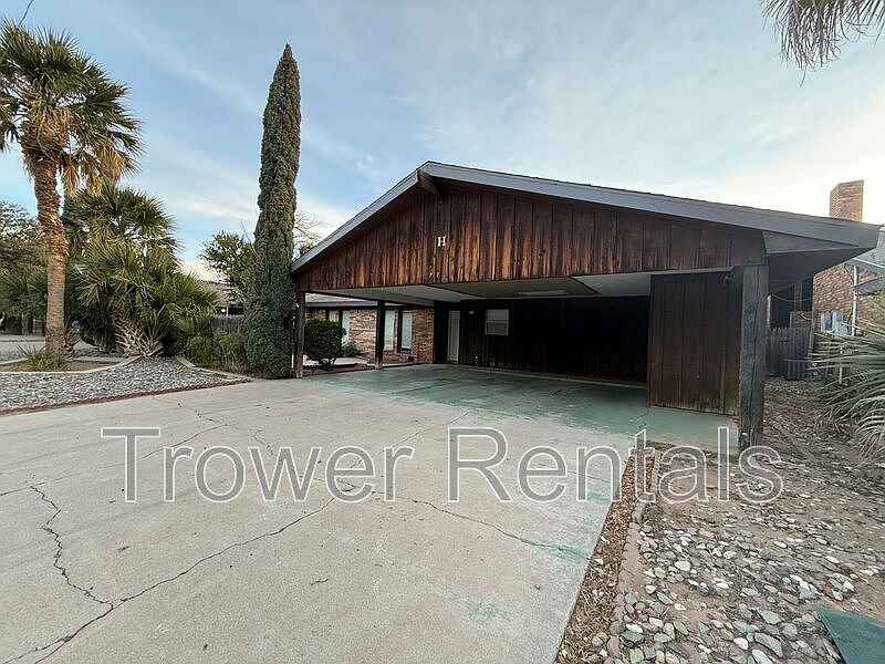 1st image of 7-2710 Pagewood Ave