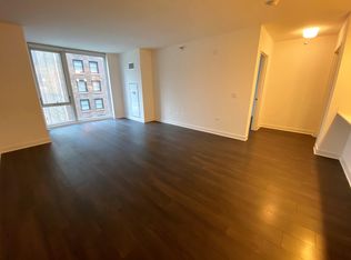 29 E Randolph St #724, Chicago, IL 60602