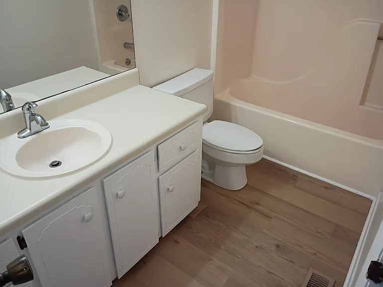 912 Pineland Ave #51 — Photo 9