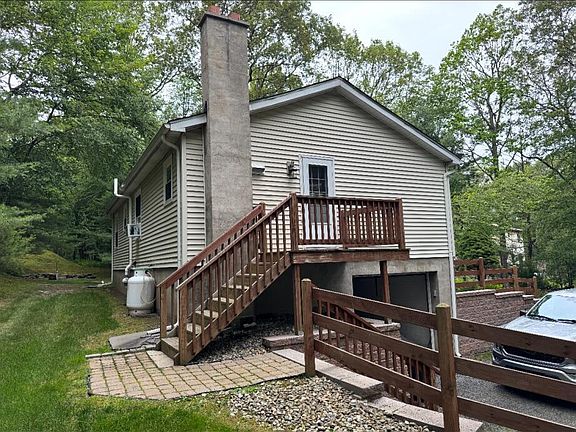4th image of 125 Birch Leaf Dr