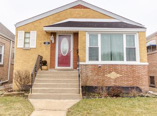 5300 N Nagle Ave, Chicago, IL 60630