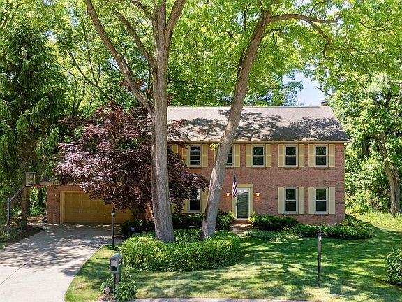 2nd image of 50951 Candlewood Ct