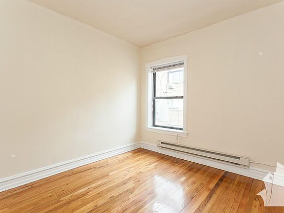 4th image of 622 W Cornelia Ave #1S5