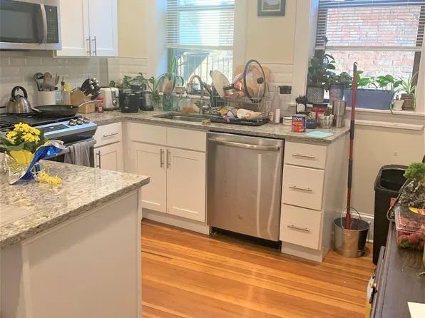 11 Seaverns Ave #3R, Jamaica Plain, MA 02130