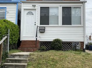 3334 10th Pl SE, Washington, DC 20032