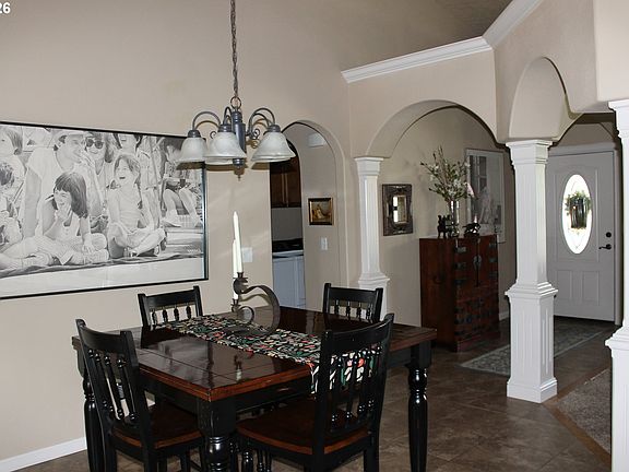 3rd image of 2609 6th St