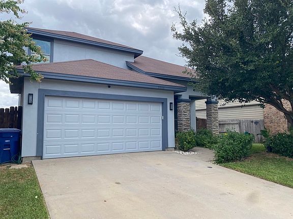 2nd image of 2033 Port San Angelo Dr