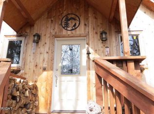59870 Kittiwake Ct, Homer, AK 99603