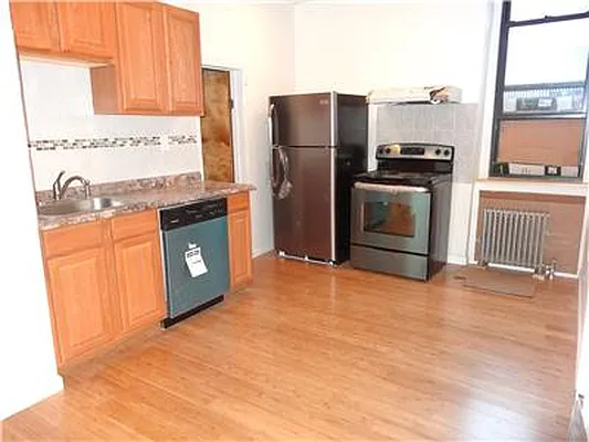 Rented by Triumph Property Group | media 16