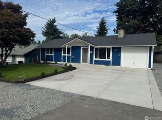 14616 Ash Way, Lynnwood, WA 98087