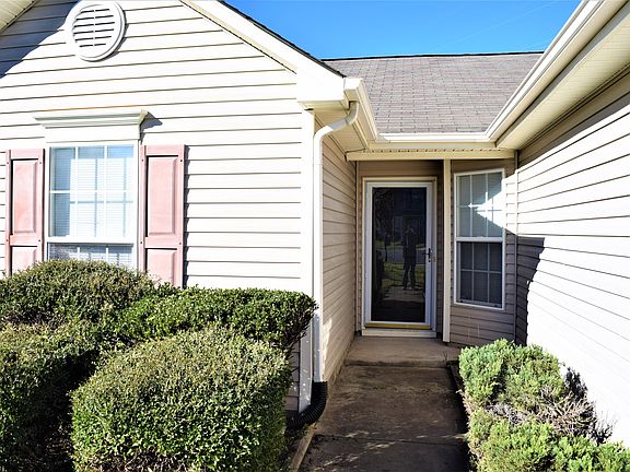 3rd image of 3317 Alderpoint Ln #1