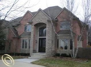 62807 Tournament Dr, Washington Twp, MI 48094