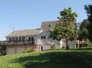 124 17th St, Fort Calhoun, NE 68023