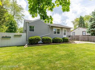 2237 Winnebago Rd, Waukegan, IL 60087
