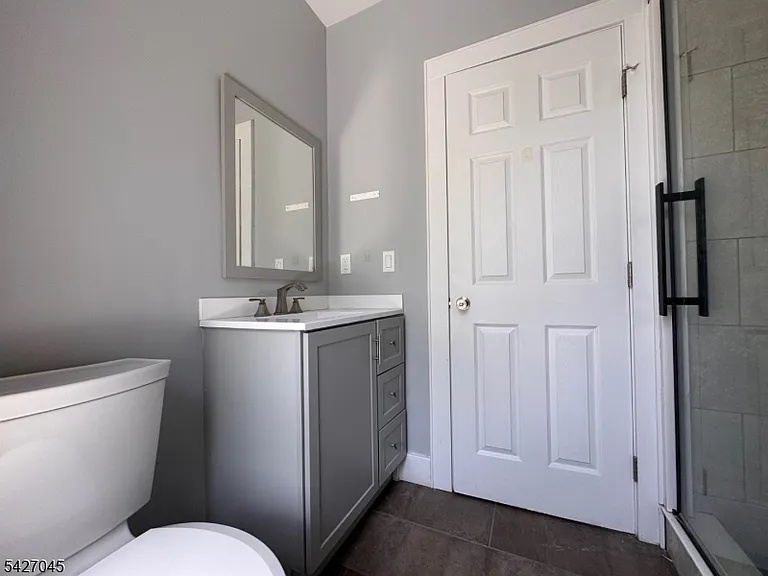 31 Diller Ave — Photo 17