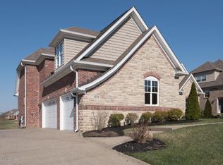 18718 Brookshade Ln, Louisville, KY 40245