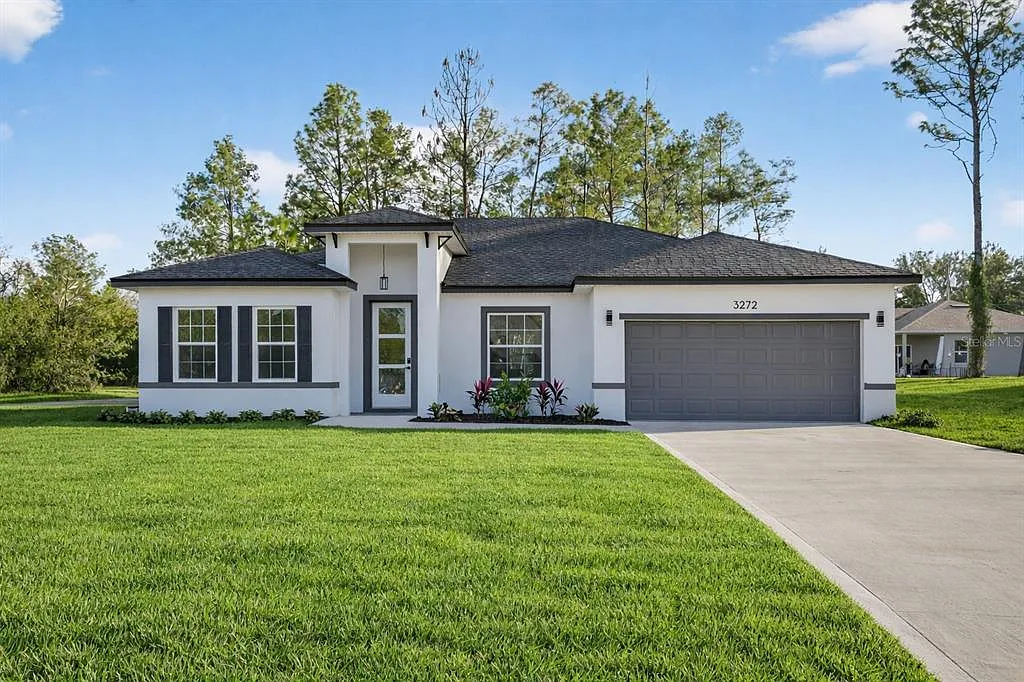 4 bed, 2.0 bath, 1774 sqft, $1,950 — Photo 2