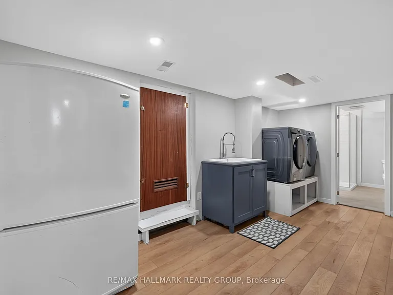 1038 Arnot Rd — Photo 36