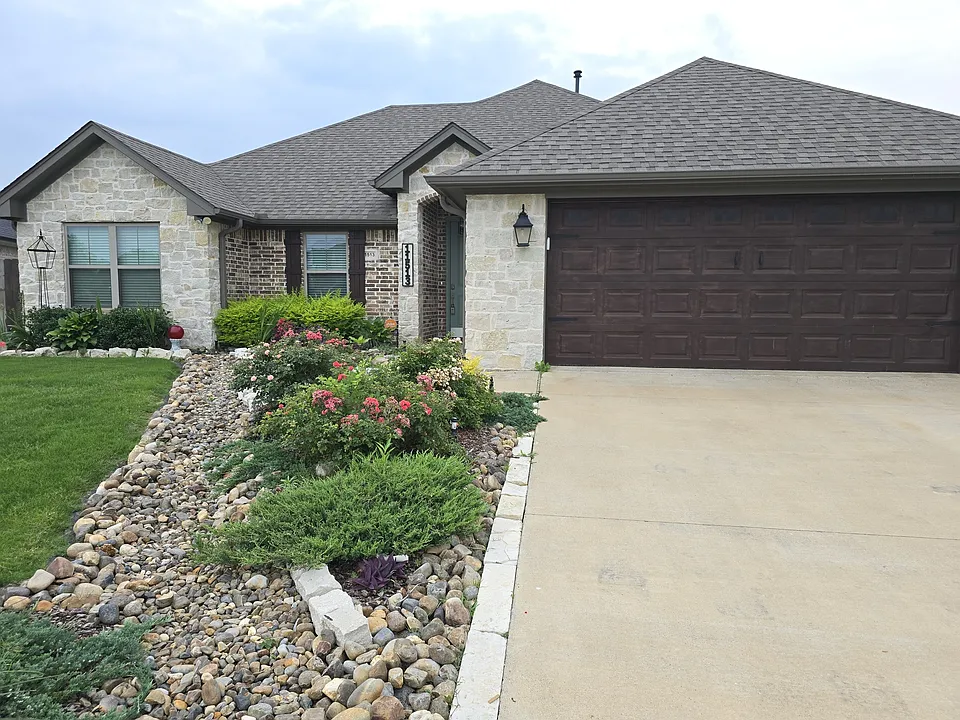 11513 Lindsey Garden Dr