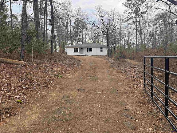 2nd image of 4861 Jeffersonville Rd