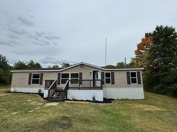 1007 Airport Rd, Falls Creek, PA 15840