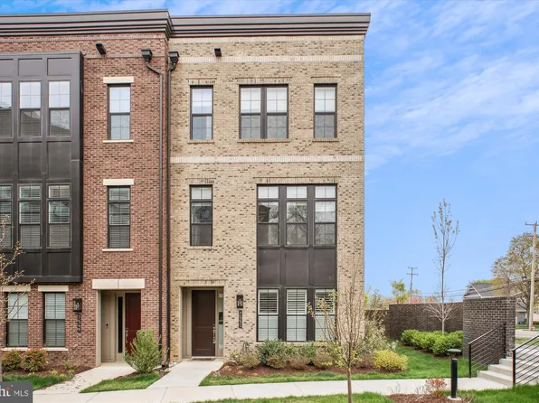 7551 Sawyer Farm Way Unit 1703, McLean, VA 22102